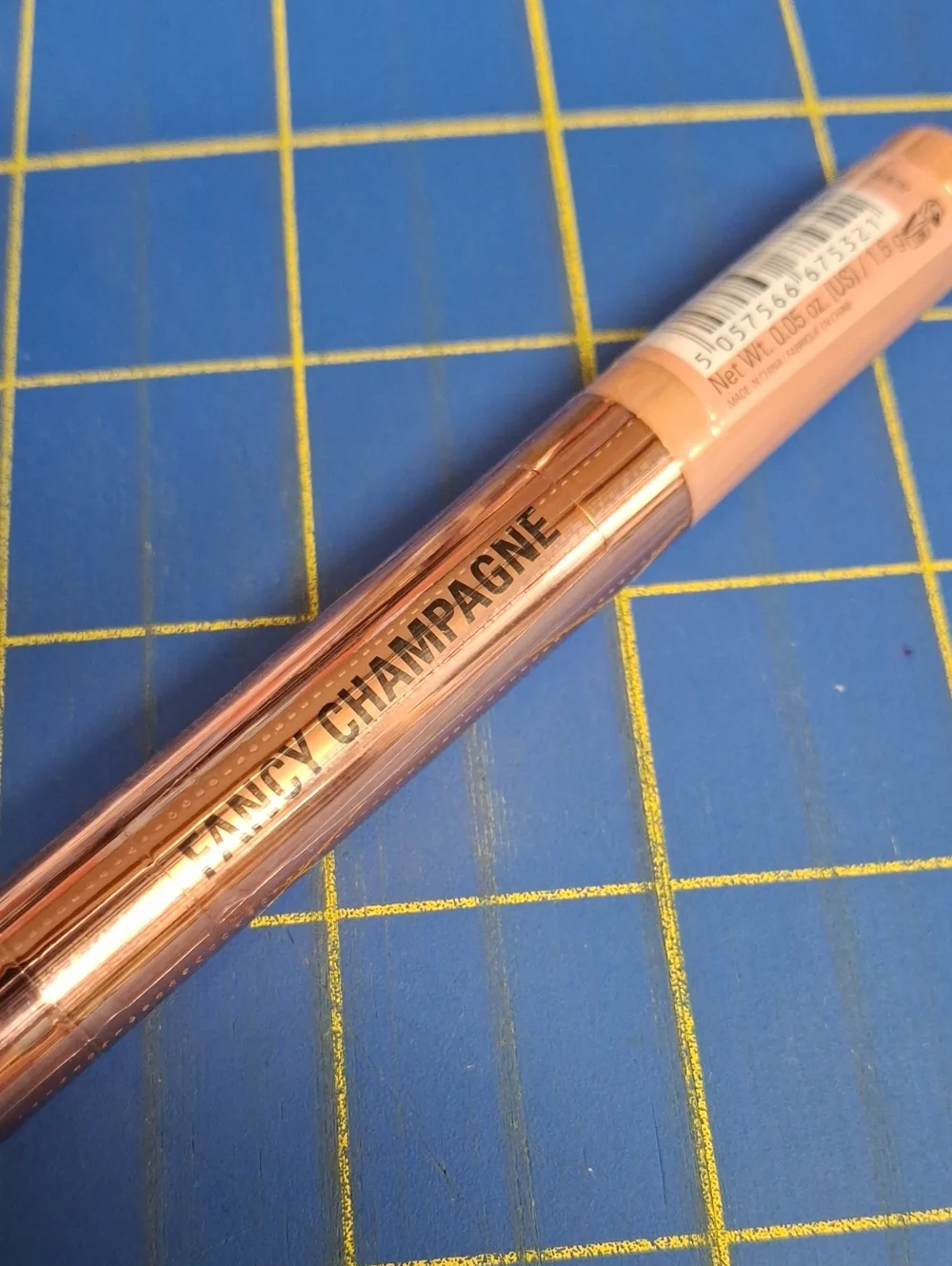 Revolution Eyeshadow Stick 1.6g Fancy Champagne New Sealed
